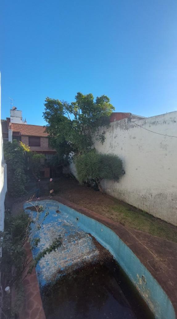 Fragata Sarmiento 1200 - Casa de 3 Plantas con Jardin, Pileta, Quincho y Cochera 5