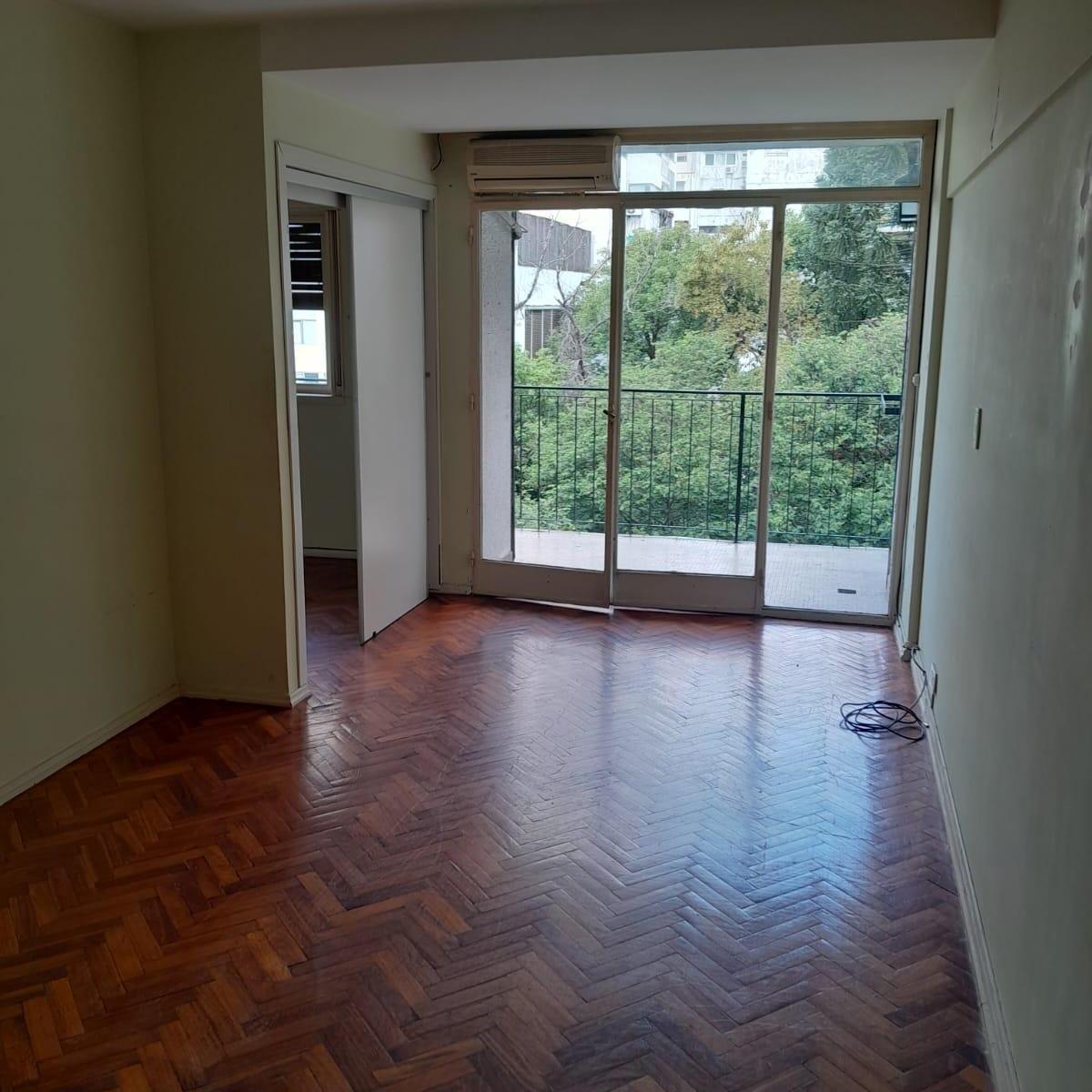 Foto de Av. Luis Maria Campos 1100 - 4 amb con balcón corrido, imagen 3