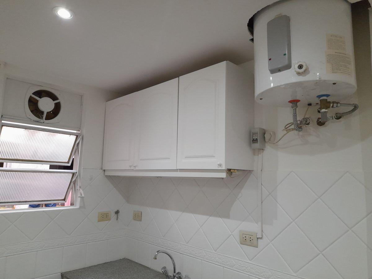 Foto de Departamento de 32 m² con 1 dormitorio en alquiler en Parque Rivadavia, imagen 2