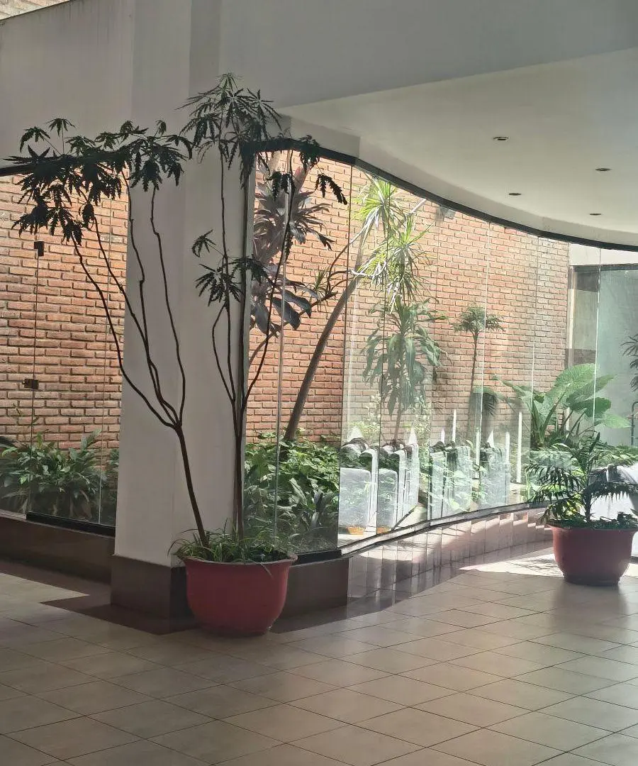 2 ambientes c/pileta, balcon, vista abierta, todo luz, cochera amenities y seg. 24 hs. 4