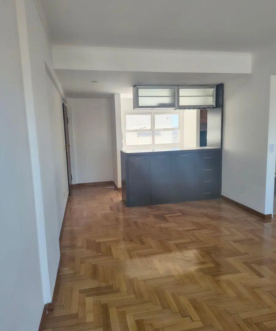 2 ambientes Piso 12, todo luz , contrafrente vista abierta 5
