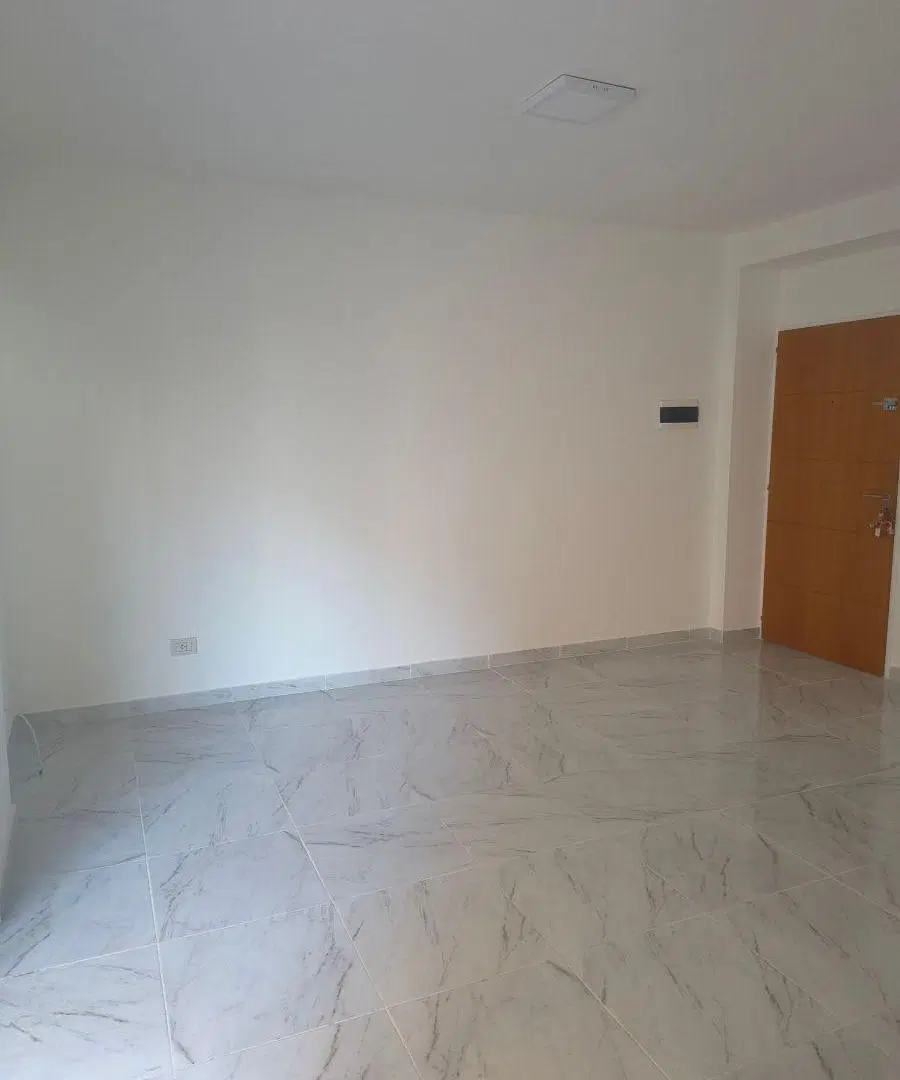 1 Amb muy luminoso, Piso 4*, lateral con balcon , edificio con terraza y parrilla 5