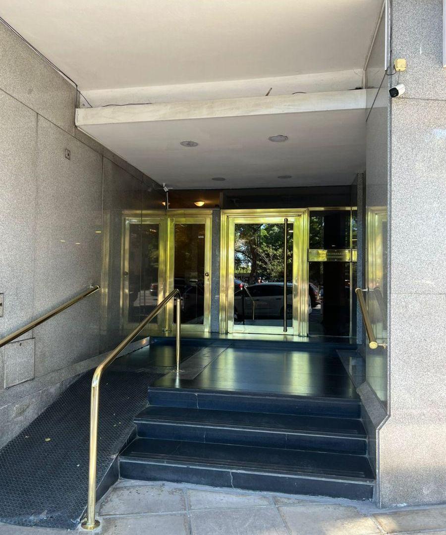Avenida Libertador 4496 piso 4º entre San Benito y Ortega y Gasset