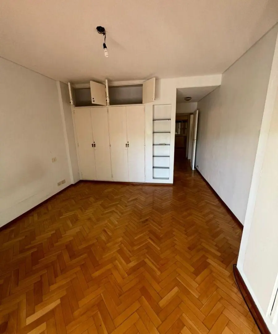 Avenida Libertador 4496 piso 4º entre San Benito y Ortega y Gasset 5