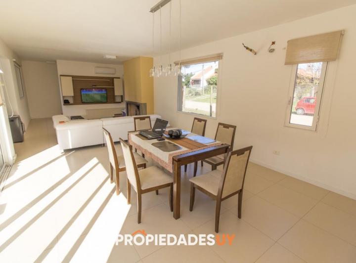 Foto de Impecable casa de 3 dorm., imagen 2