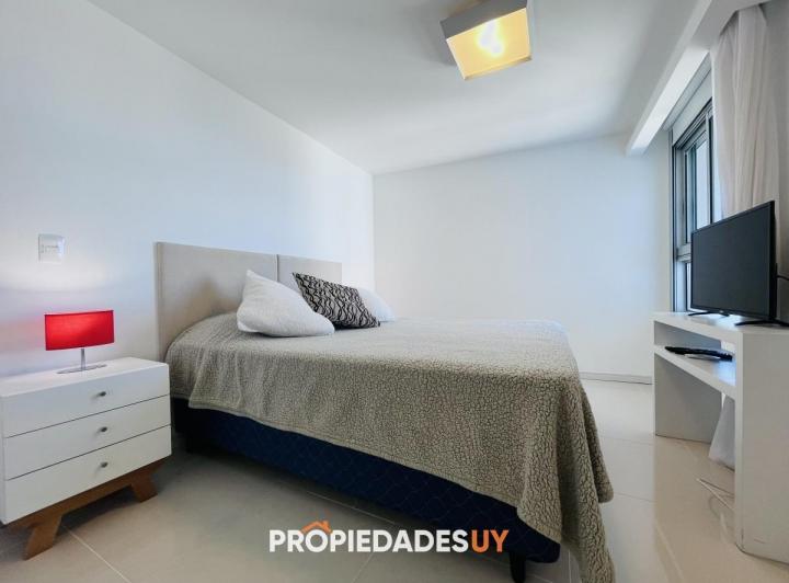 Foto de Apartamento con Vista al Mar de 3 Dormitorios y Dependencia + Parrillero en Playa Brava, Punta del E, imagen 3