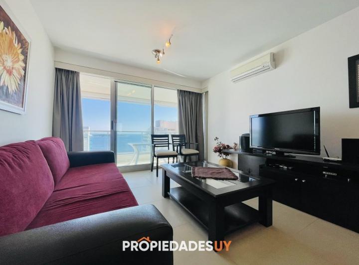 Foto de Apartamento con Vista al Mar de 2 Dormitorios a Una Cuadra de la Playa, imagen 2
