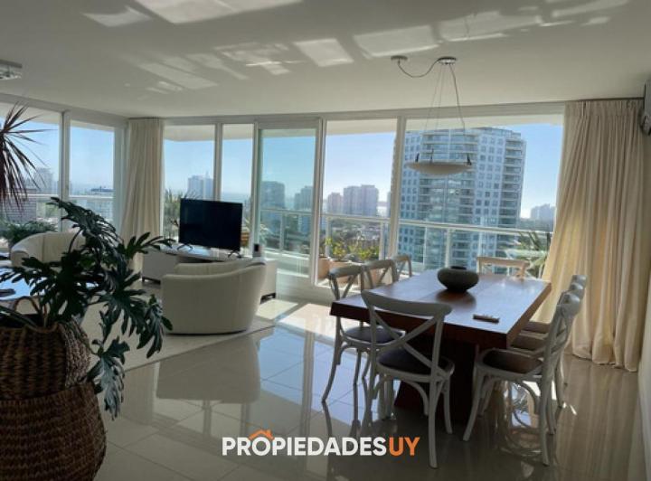 Apartamento esquinero con excelente vista 1