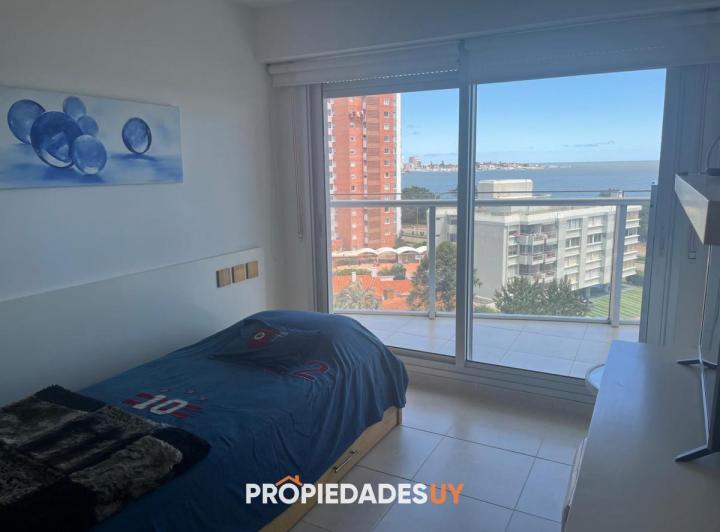 Foto de Apartamento de 3 dormitorios con vista al mar en Playa Mansa, imagen 5