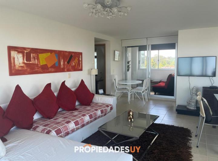 Foto de Apartamento de 3 dormitorios con vista al mar en Playa Mansa, imagen 3