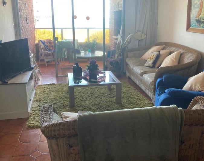 Alquiler temporario de Apartamento de 4 dormitorios en Playa Mansa, Punta del Este 2