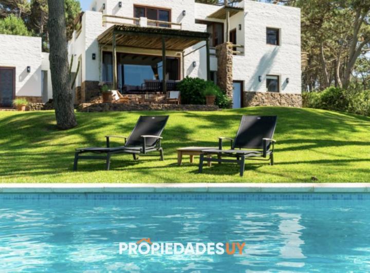 Foto de Excelente casa de 5 dormitorios mas dependencia y gran parque a 200, imagen 5
