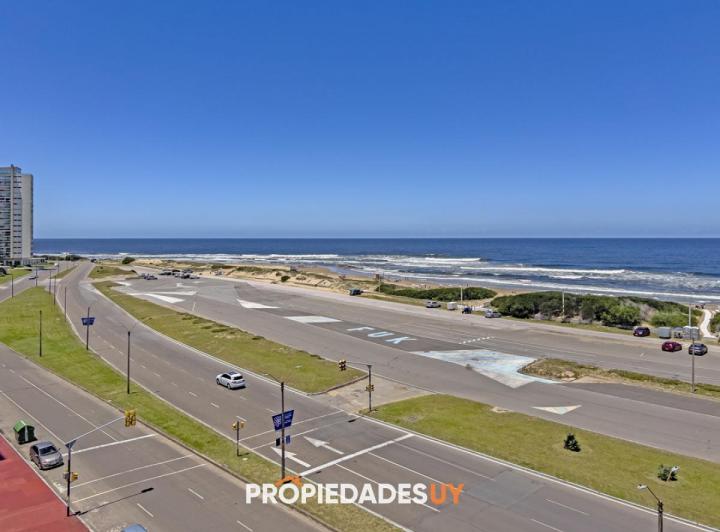 Divino apartamento frente al mar 1