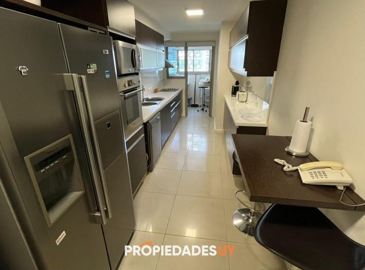Foto de Alquila apartamento con vista al mar de 3 dormitorios en Brava, Punta, imagen 3