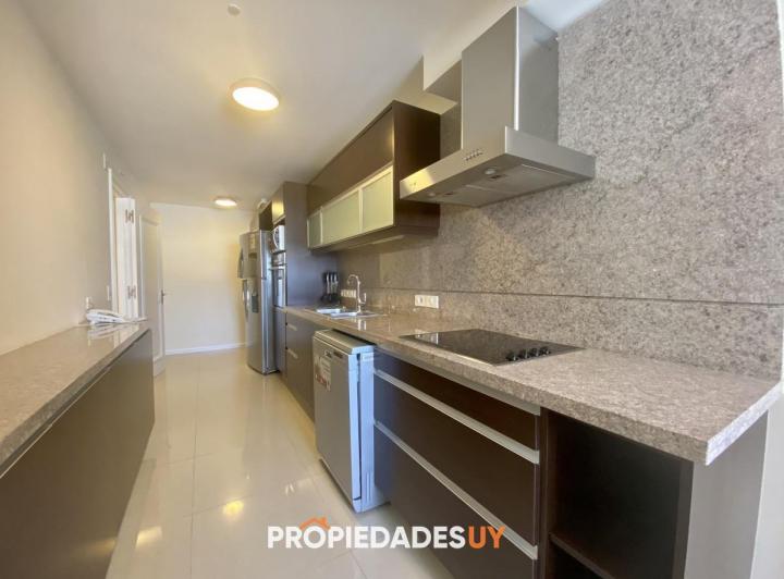 Foto de Vende apartamento de 3dormitorios en Brava- Punta del Este, imagen 5