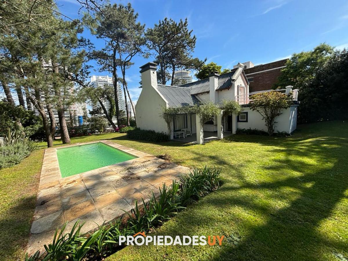Casa en venta y alquiler de verano en Aidy Grill a 300 metros de la playa - 3 dormitorios + dependen
