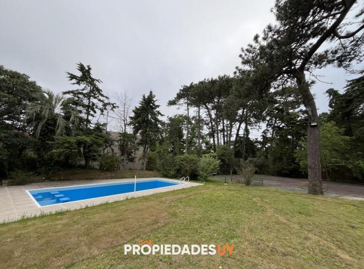 Casa En Venta o alquiler anual, Zona Cantegril. 1