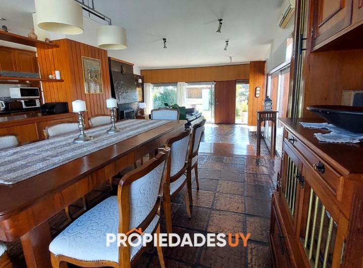 En venta a pasos de playa Mansa usd 430.000 5