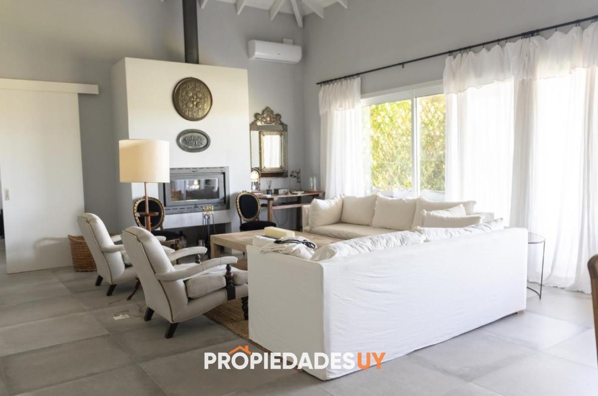 Foto de Casa de 4 dormitorios en Pueblo Mio, imagen 2