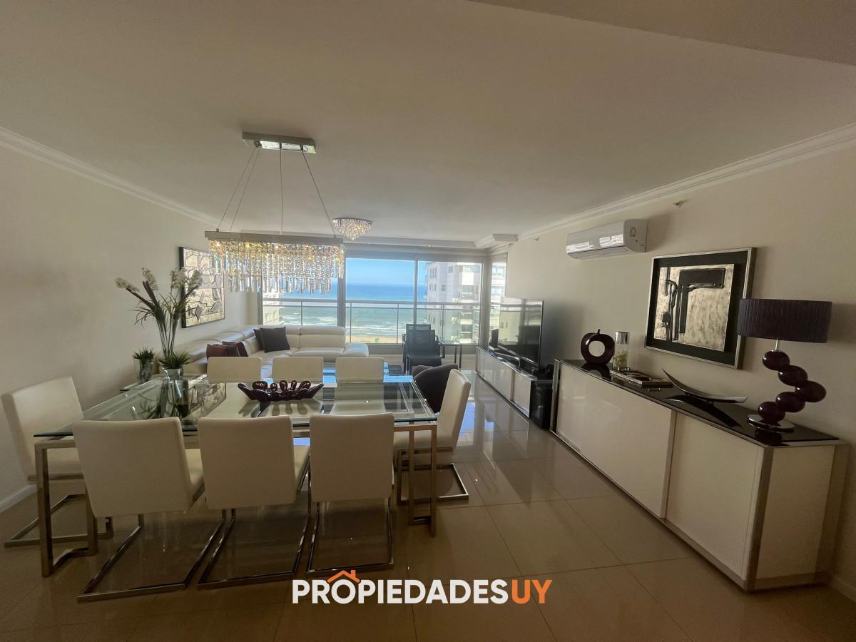Foto de Apartamento en Venta de 3 dormitorios en Punta del este , Torre, imagen 2