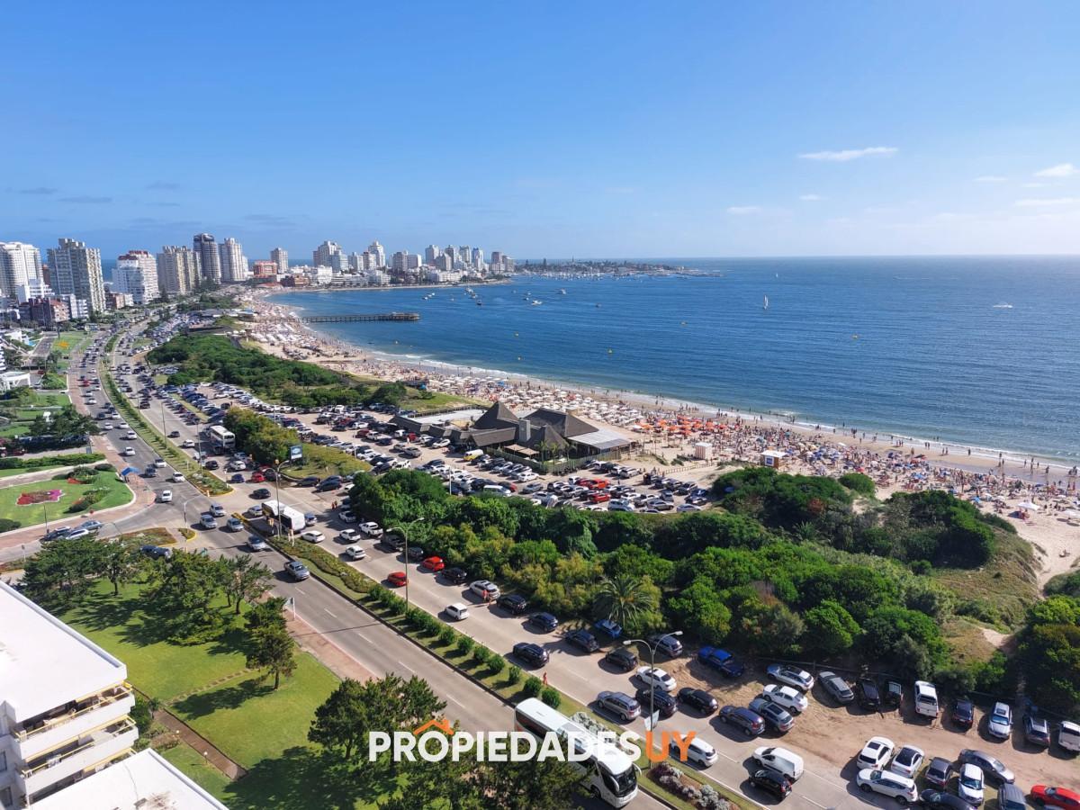 Primera linea Mansa de 2 dormitorios reciclado