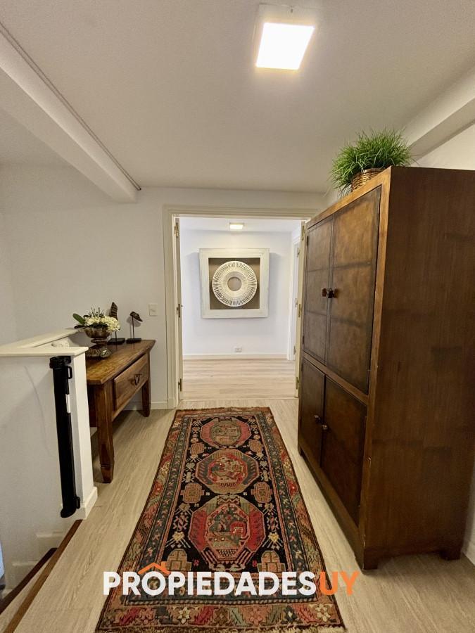 Apartamento en venta de 4 dormitorios en Playa Brava