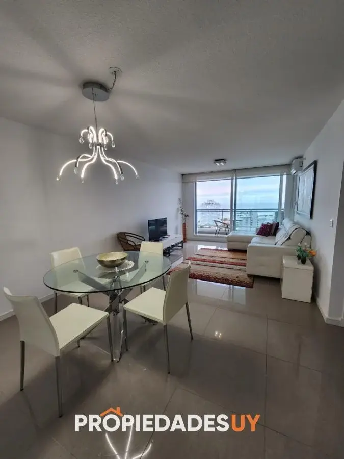 Apartamento en venta en torre One, 1 dormitorio amueblado, vista al mar, playa brava 1