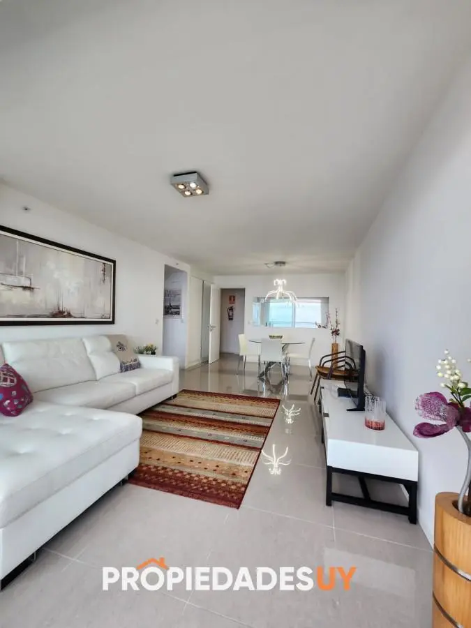 Apartamento en venta en torre One, 1 dormitorio amueblado, vista al mar, playa brava 4