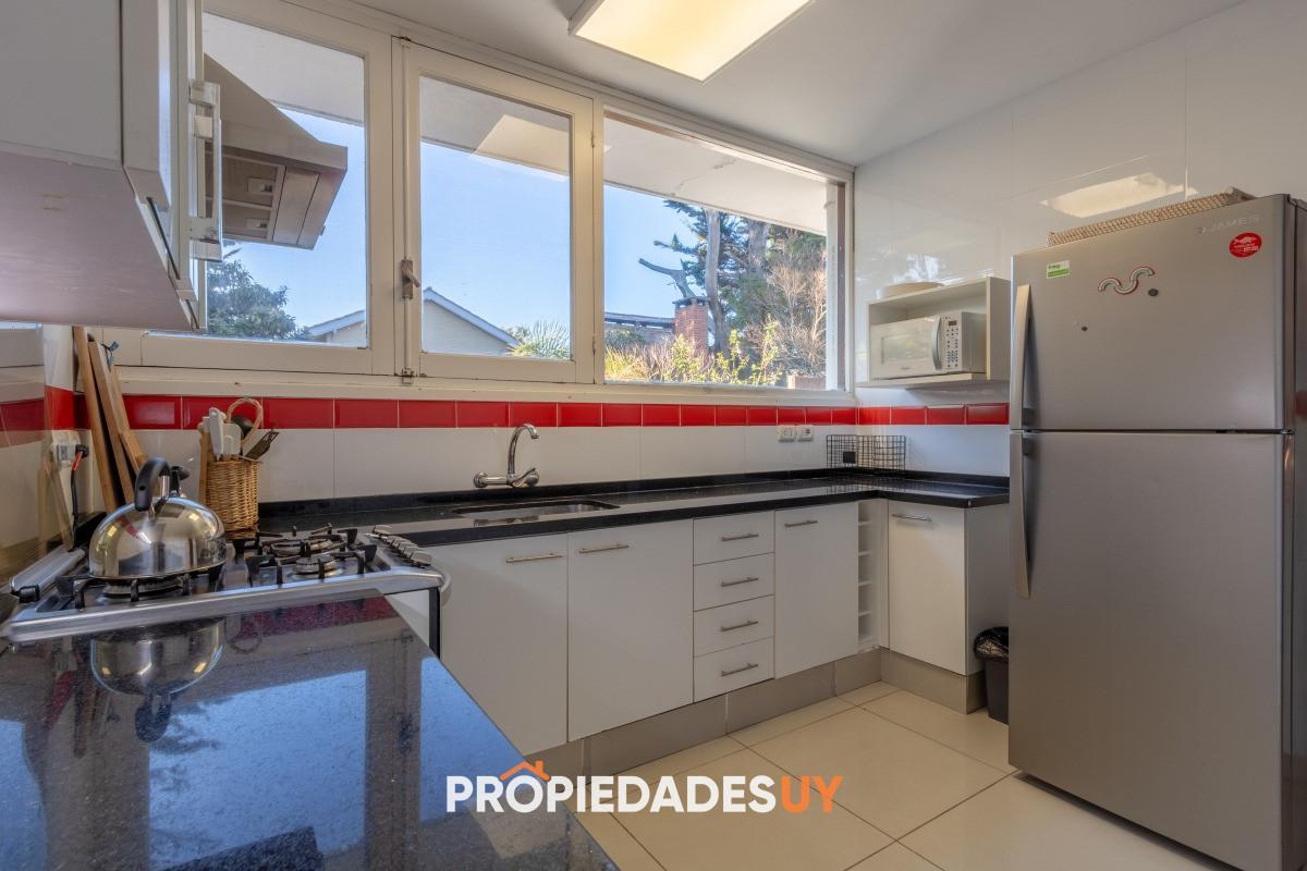 Foto de Casa en alquiler de Anualde 4 dormitorios en Playa Mansa - Punta del, imagen 1