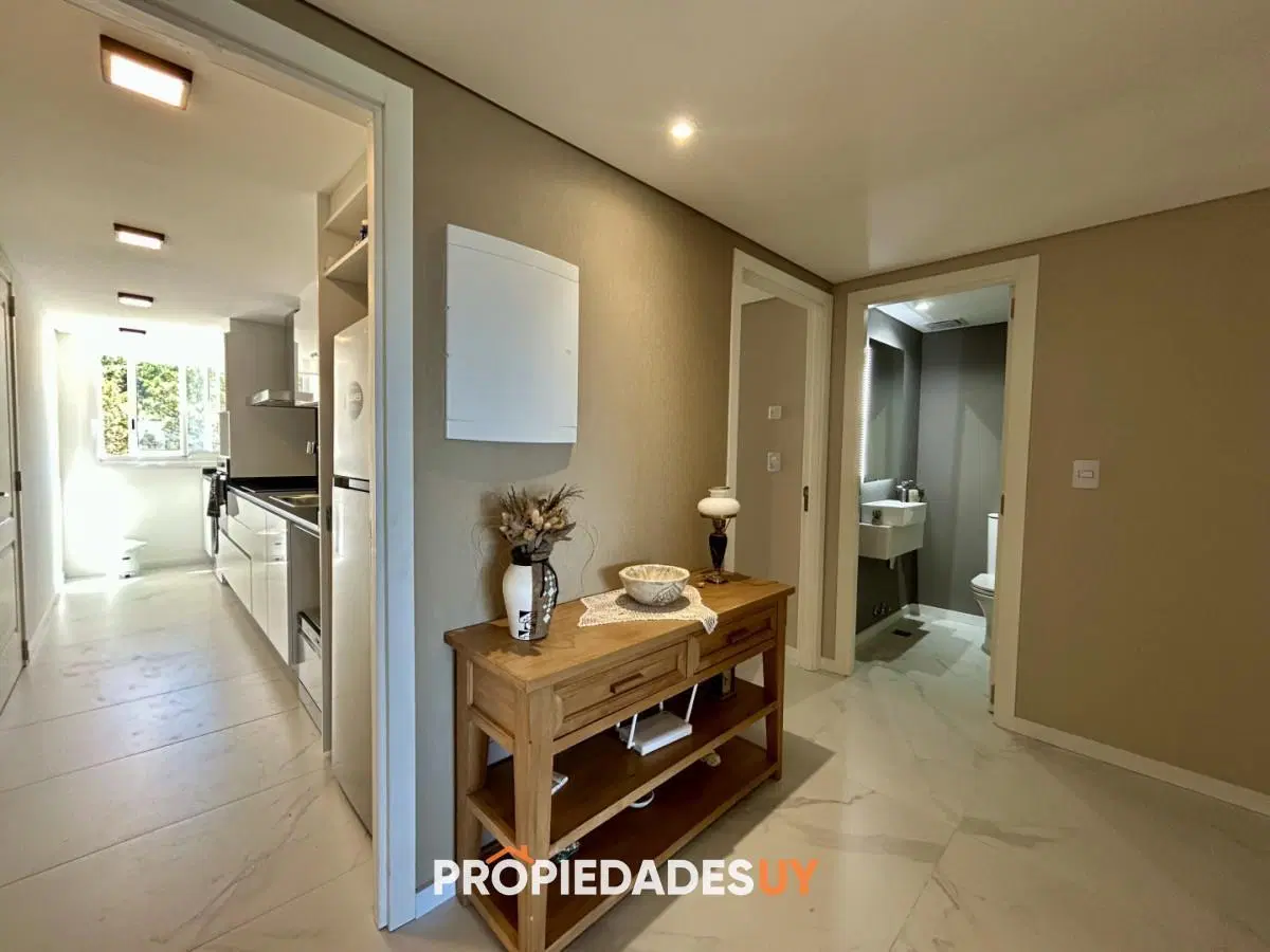 Apartamento en venta en primera linea al mar 1