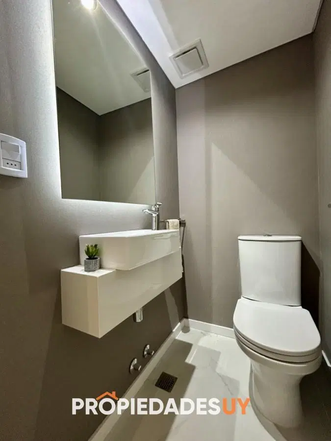 Apartamento en venta en primera linea al mar 2