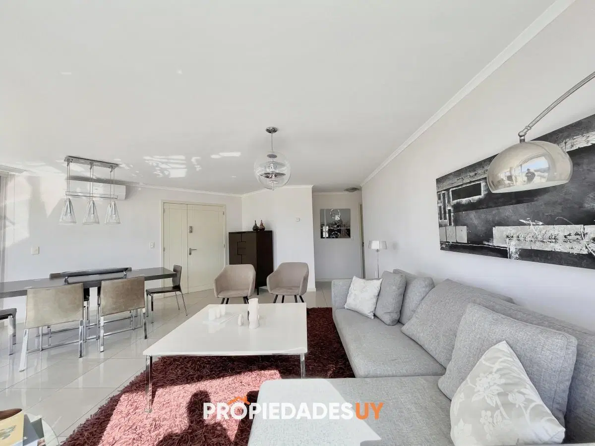 Apartamento alquiler anual Punta del este 3 dormitorios más dependencia Aidy grill 2