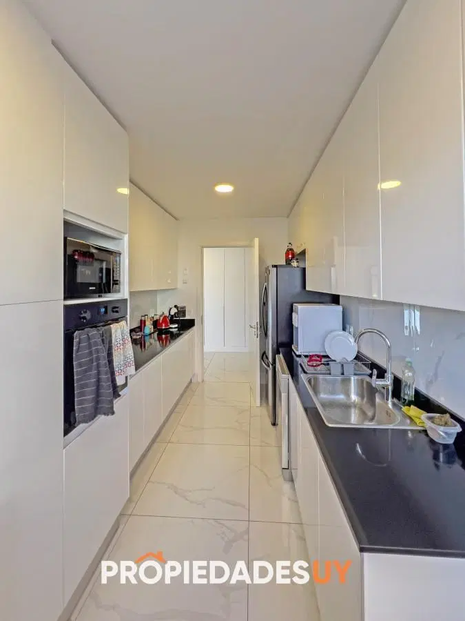 Apartamento en alquiler Edificio Paramount Punta del Este 5