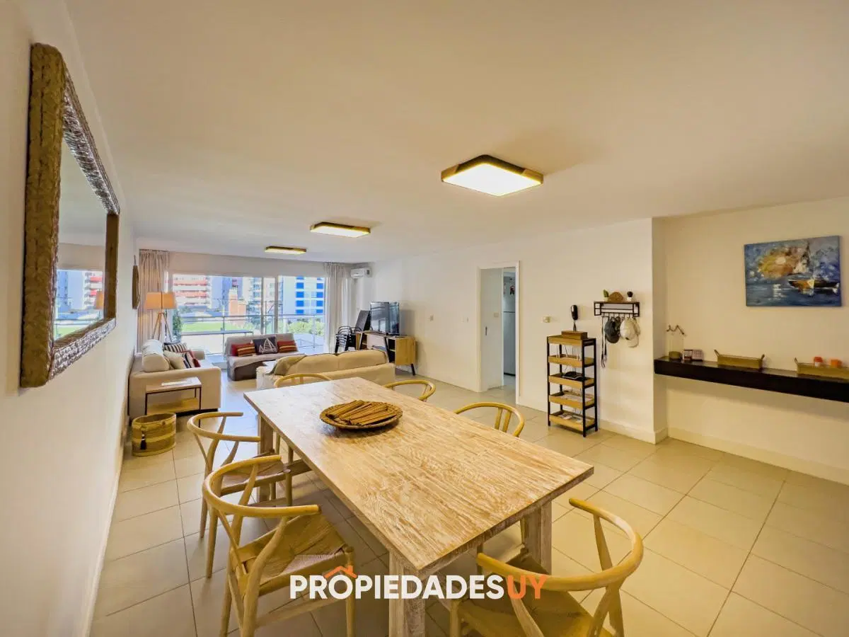 VENTA APARTAMENTO 3 DORMITORIOS PUNTA DEL ESTE 2