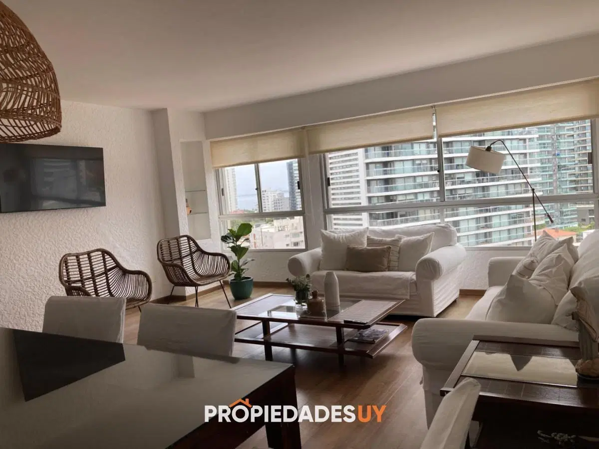 Apartamento 3 dormitorios en venta y alquiler de verano 3
