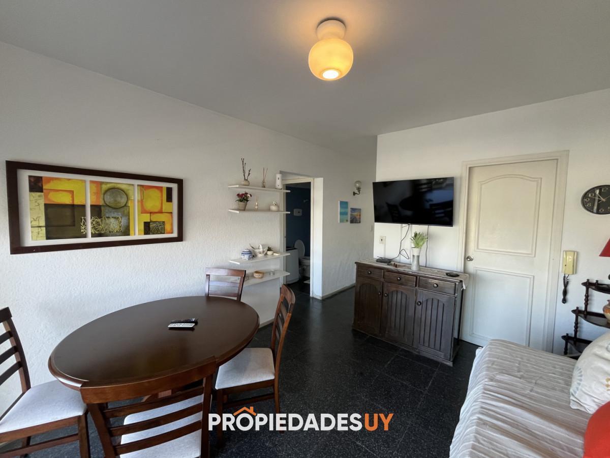 Foto de Apartamento 1 dormitorio en Primera Línea de Playa Mansa con cochera, imagen 5