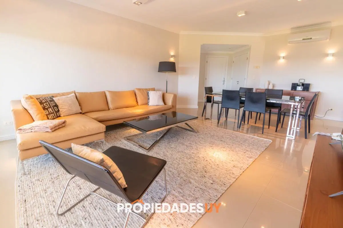Apartamento Playa Mansa 3 ambientes 1