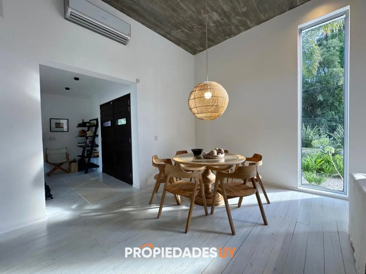 Casa de 4 Dormitorios en venta en San Rafael, Punta del Este. 5