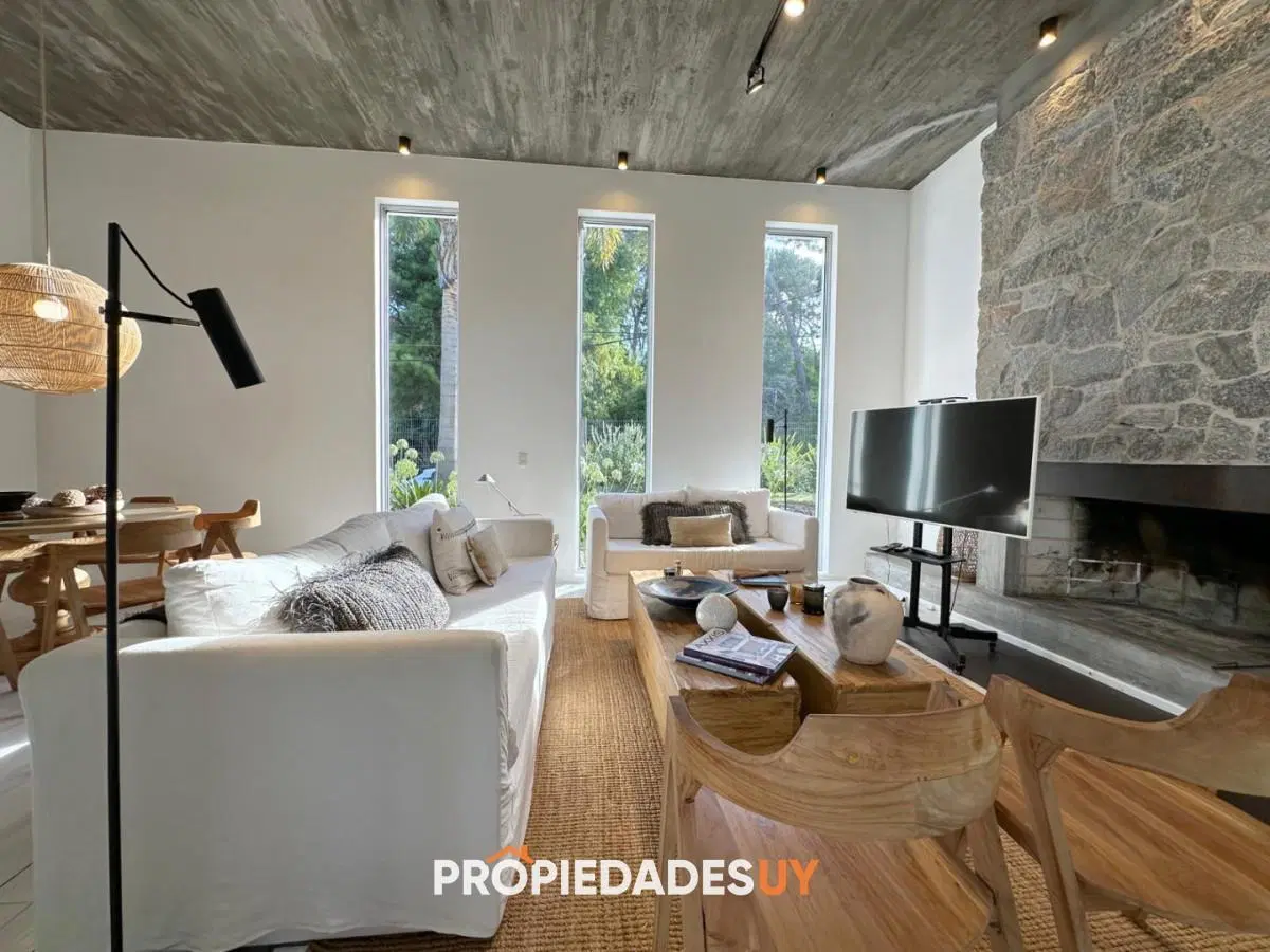 Casa de 4 Dormitorios en venta en San Rafael, Punta del Este. 8