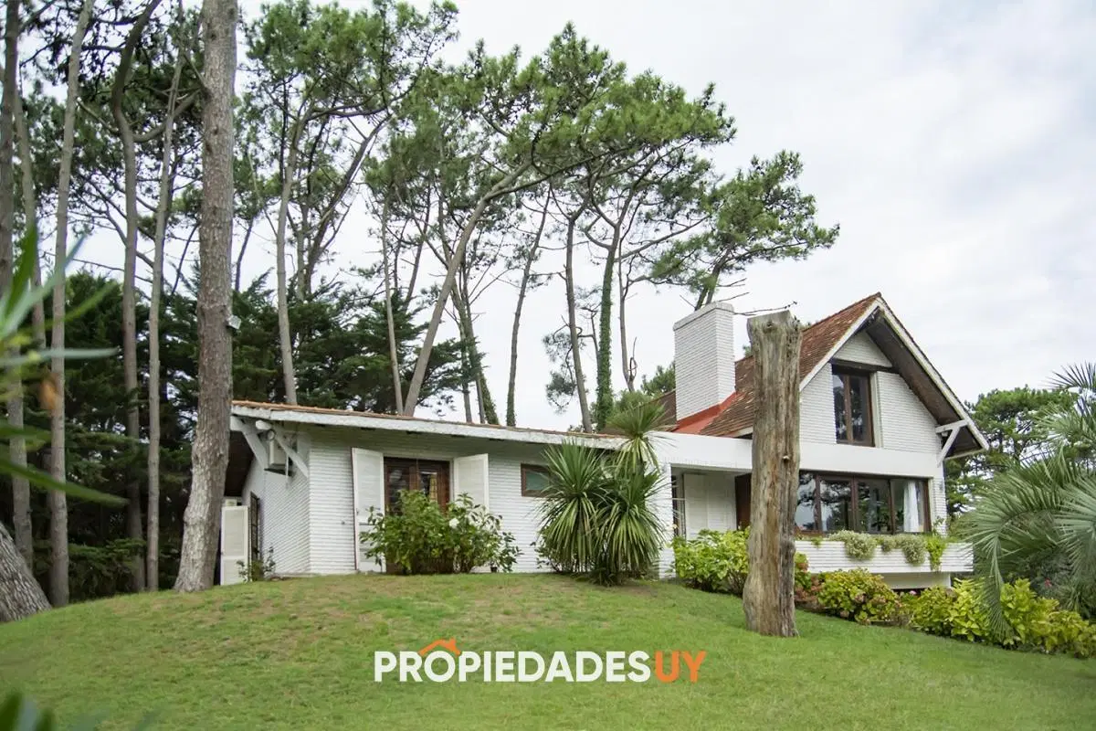 Casa en Venta de 5 dormitorios 8