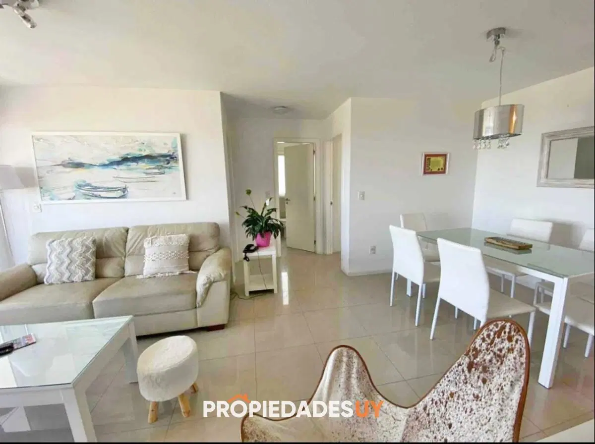 Departamento de 2 dorm y 2 baños proximo a Punta Shopping 5