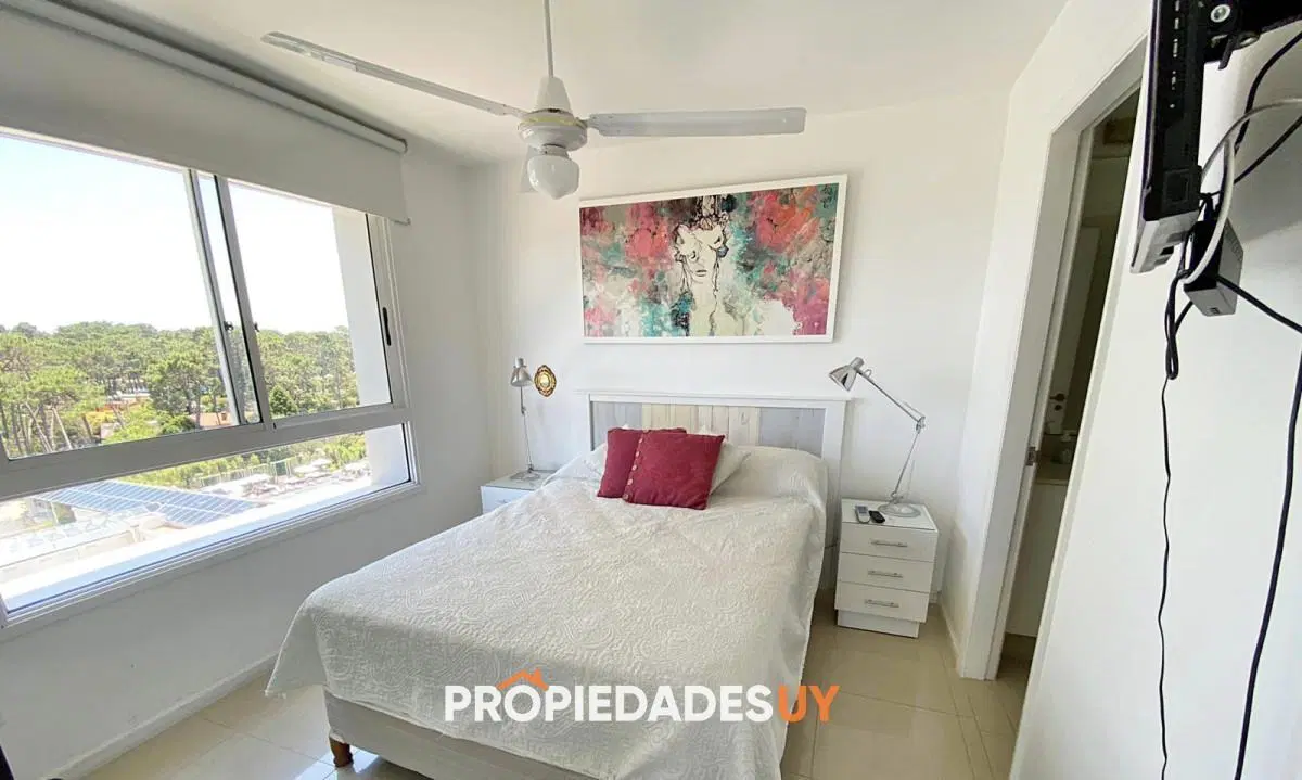 Departamento de 2 dorm y 2 baños proximo a Punta Shopping 2
