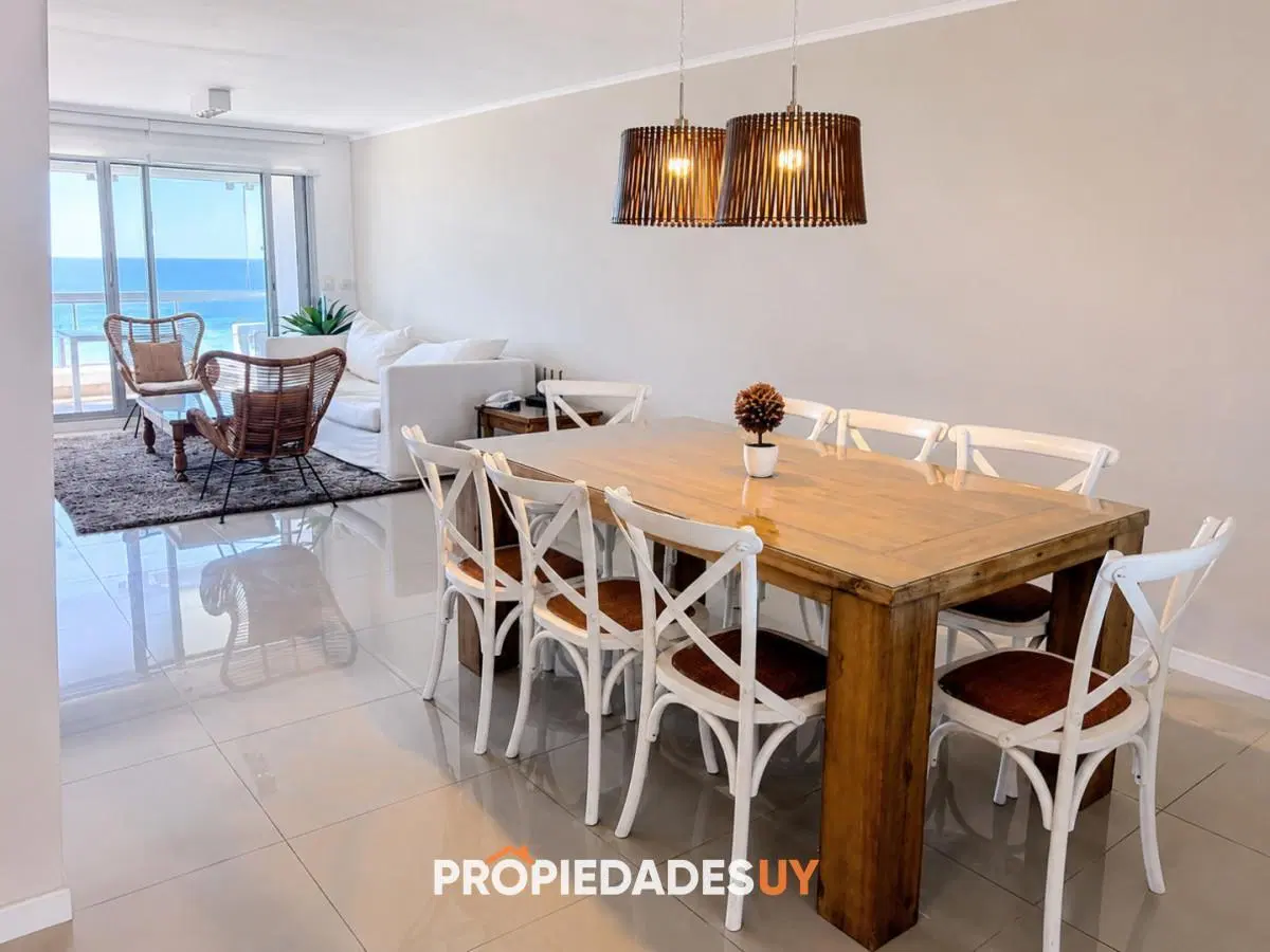 Piso alto en venta - Wind Tower - 3 dormitorios 3 baños 3