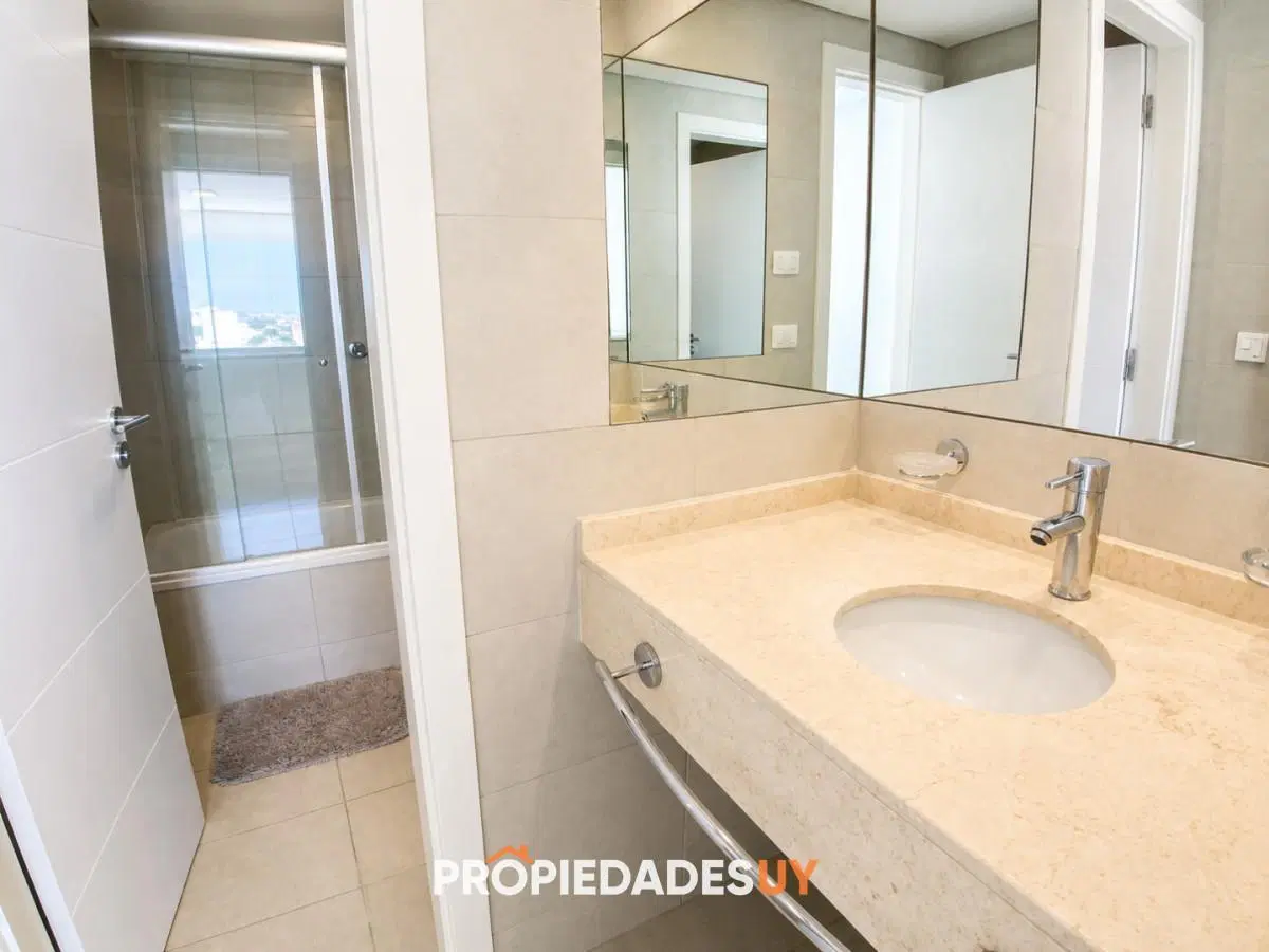 Piso alto en venta - Wind Tower - 3 dormitorios 3 baños 5