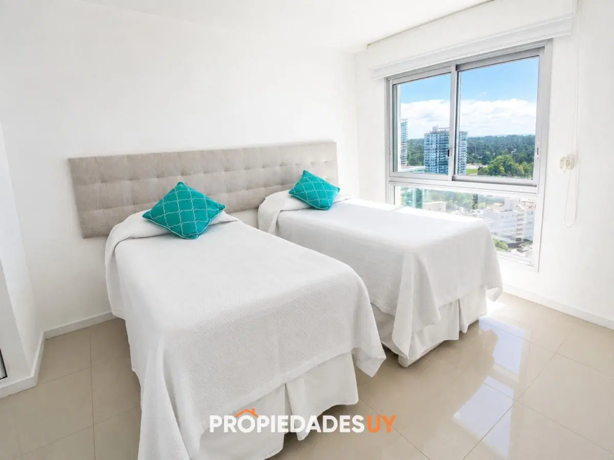 Piso alto en venta - Wind Tower - 3 dormitorios 3 baños 2