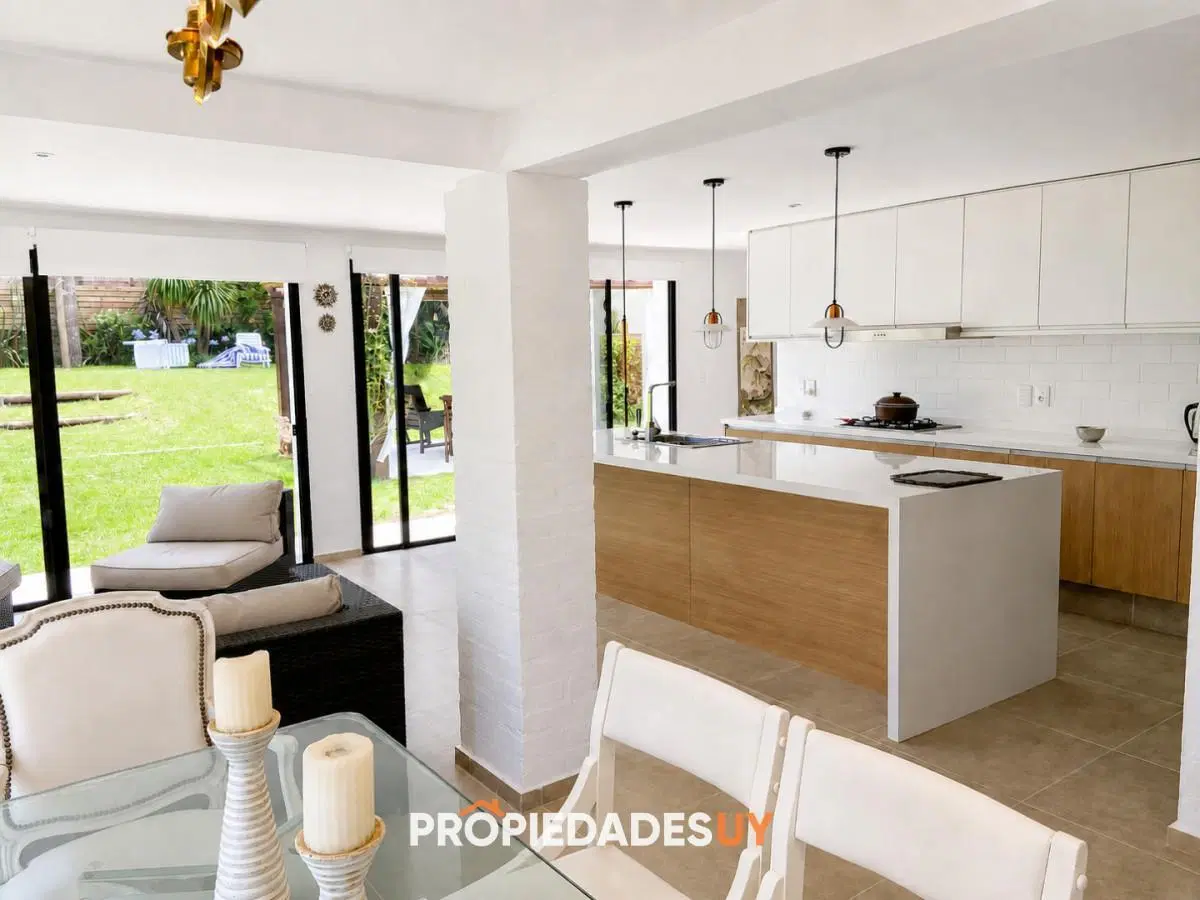 Espectacular Chalet en alquiler de verano brava 3