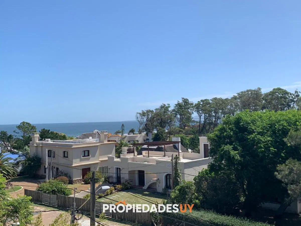 Apartamento en venta 2 dormitorios en Punta Ballena 1