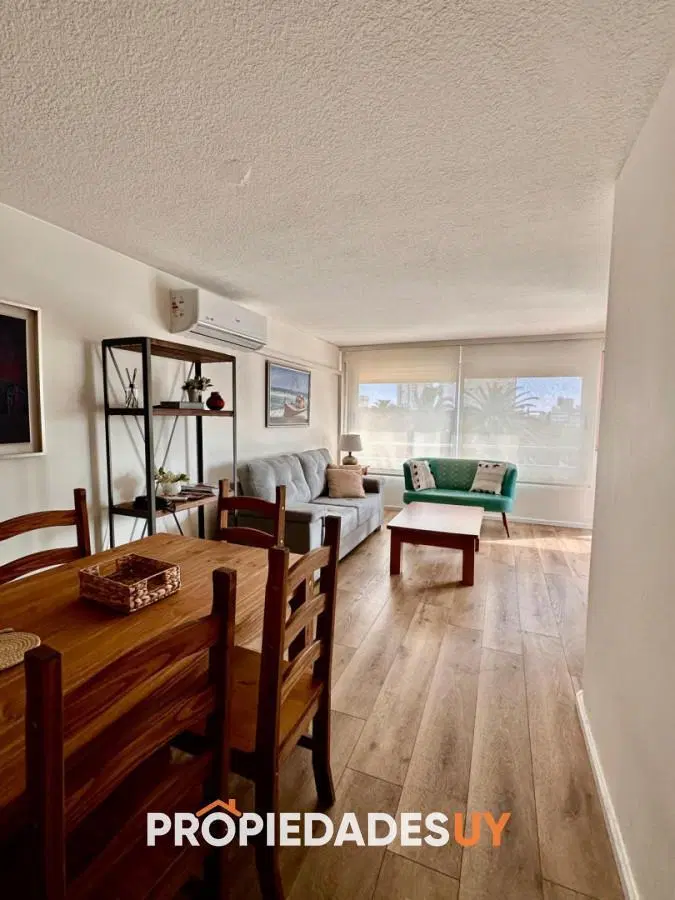 Alquiler Anual, 3 dormitorios, con garage, Peninsula, Punta del Este 4