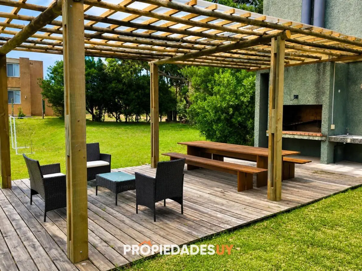 Casa en alquiler de temporada - 3 suites + dependencia 5