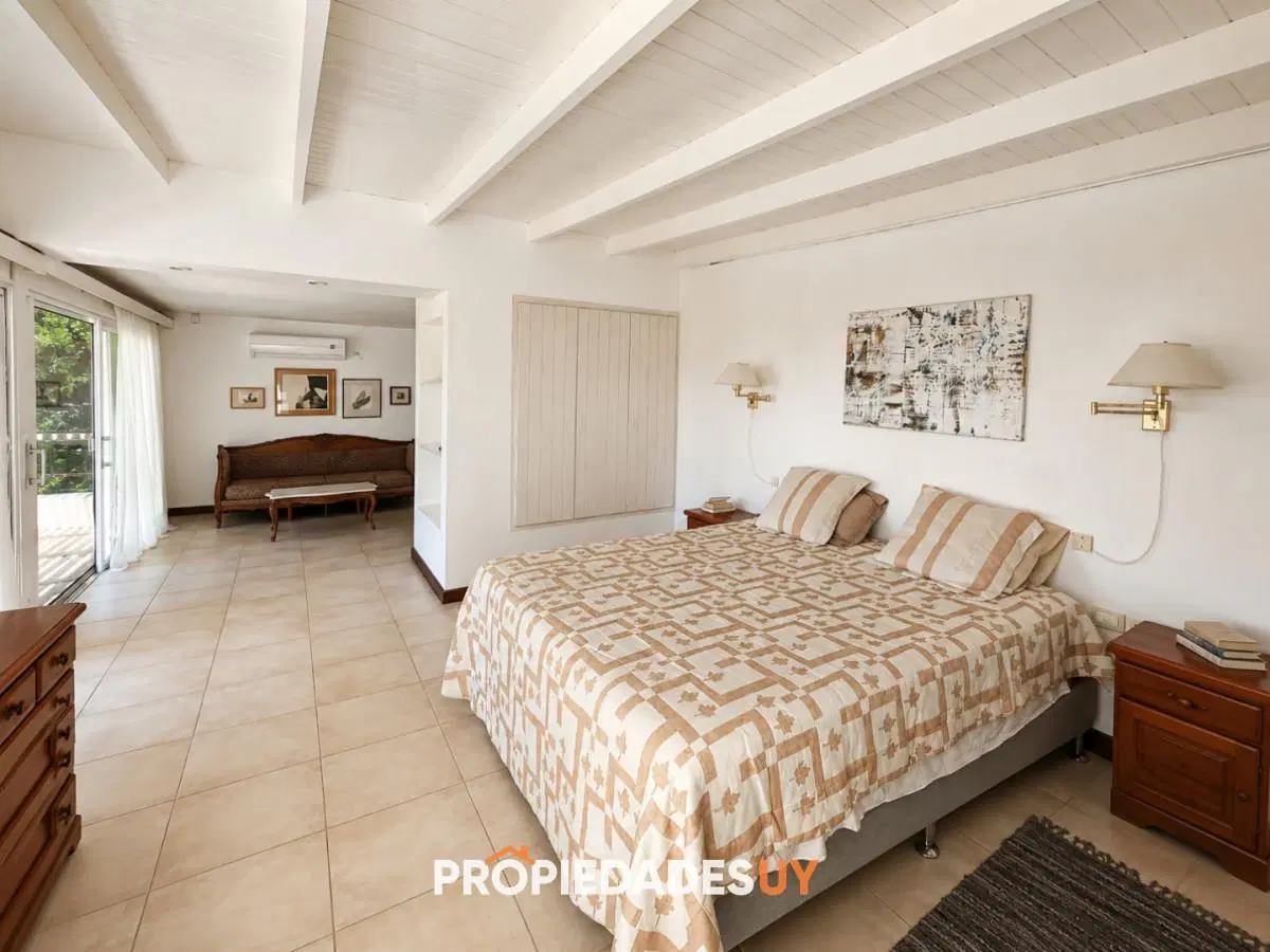 Casa para 13 personas ubicada a una cuadra del mar 5